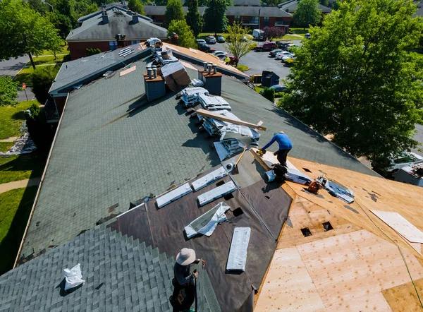 Full-service Lorton roofing contractor for replacements